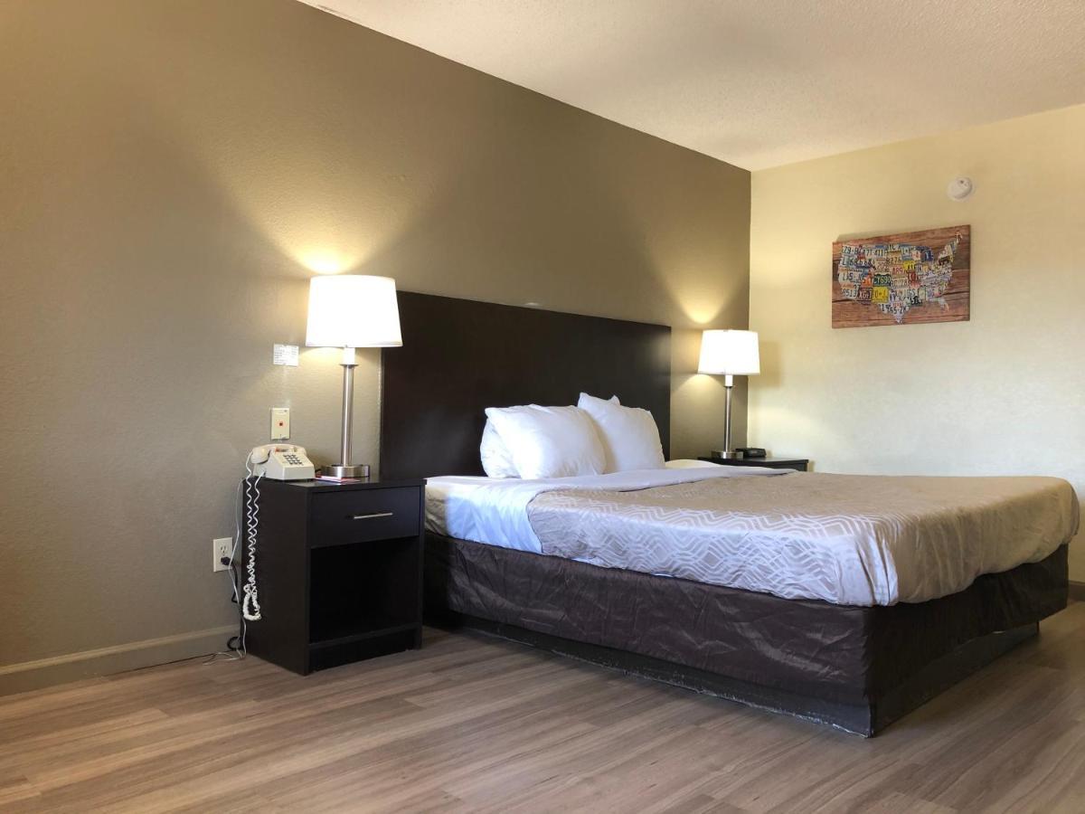 Econo Lodge Дотан Экстерьер фото