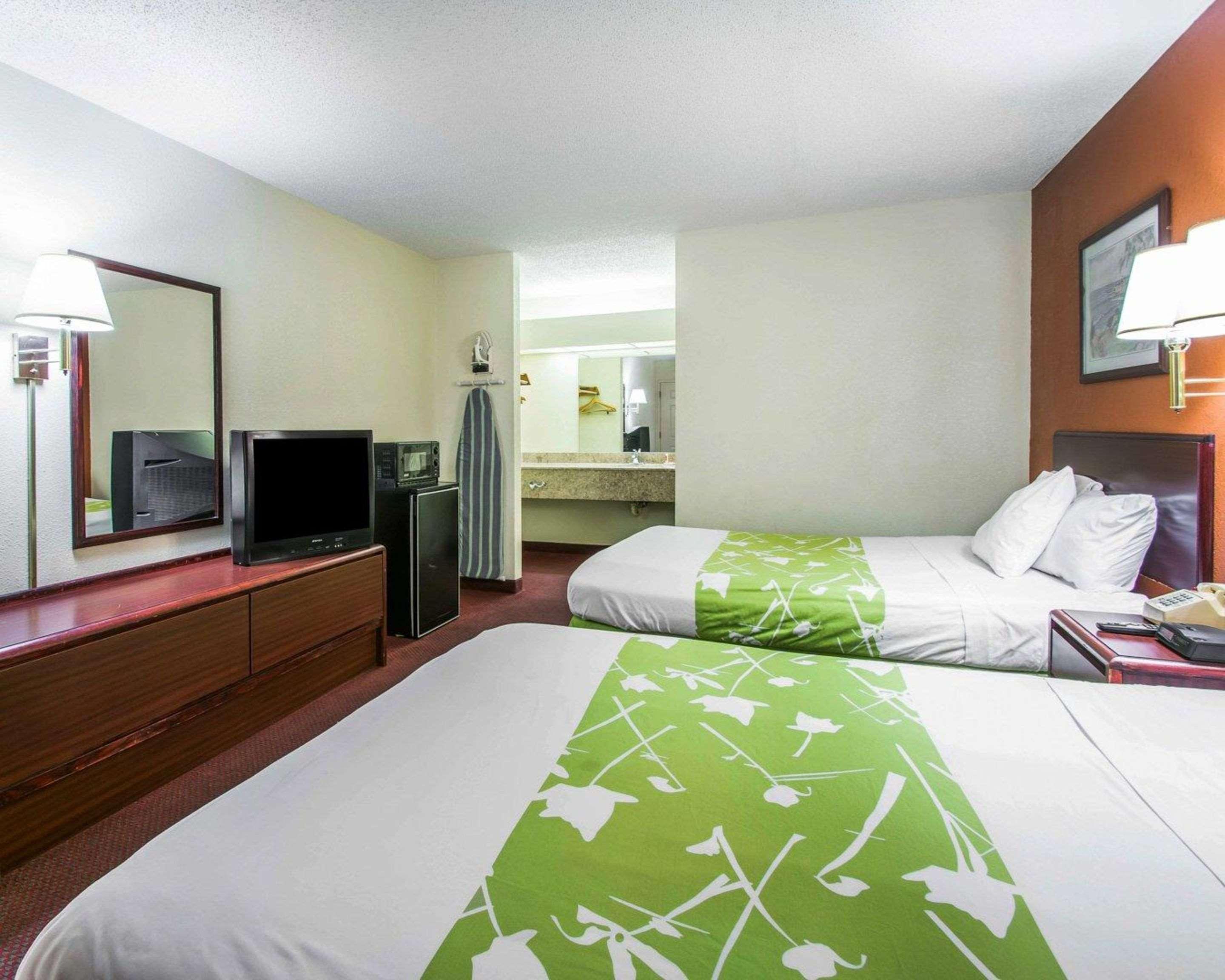 Econo Lodge Дотан Экстерьер фото