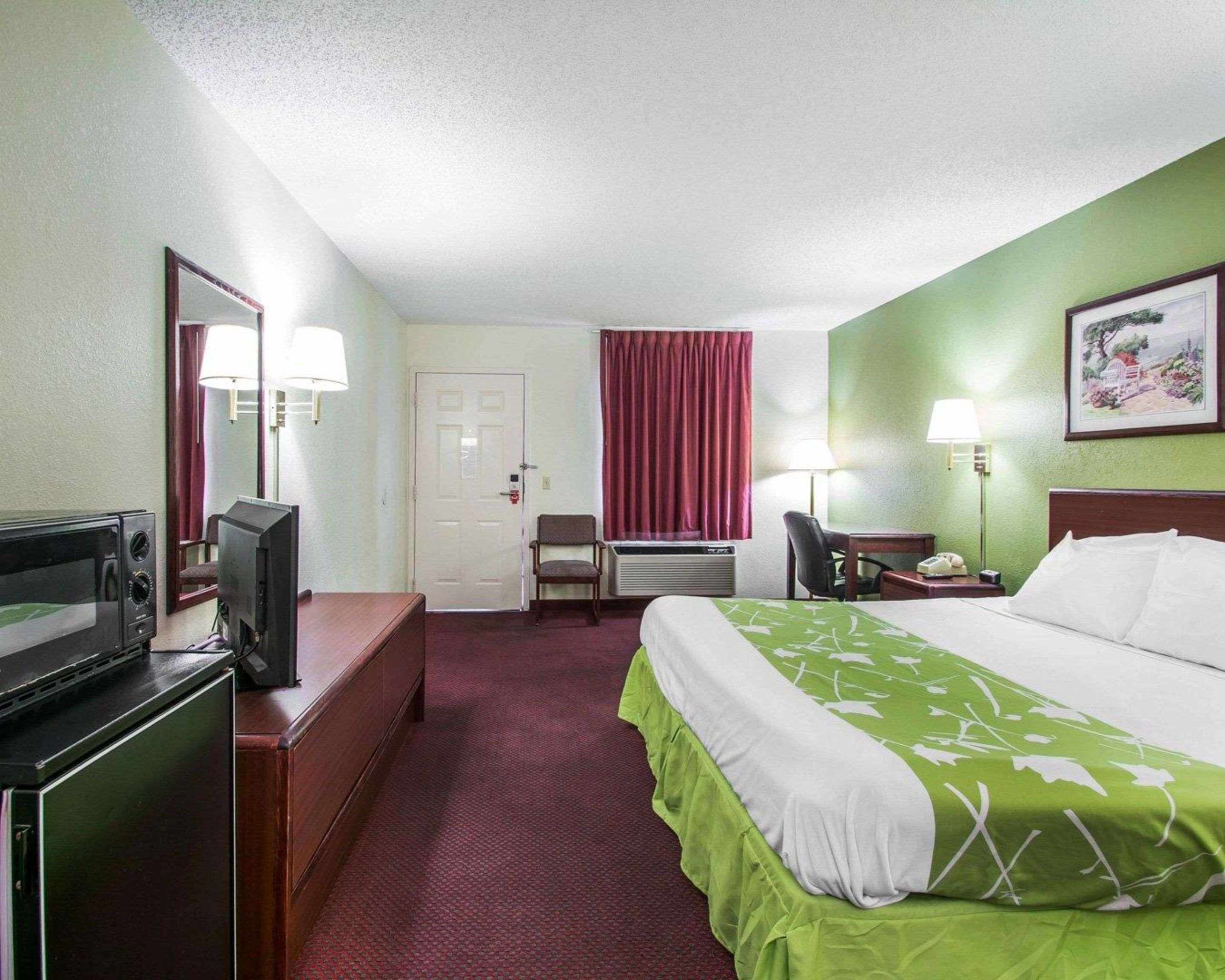 Econo Lodge Дотан Экстерьер фото